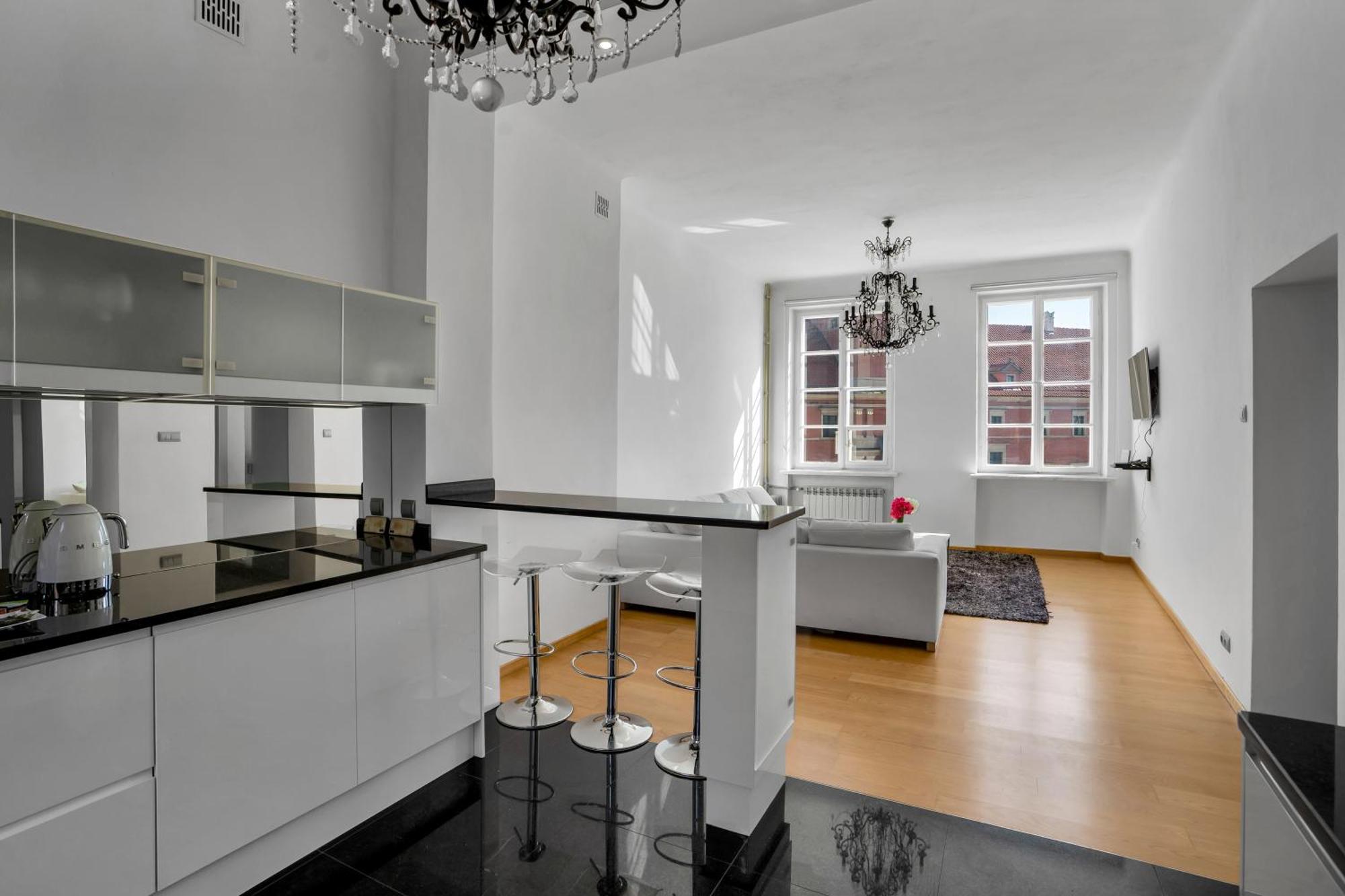 Warsaw Castle Apartments - Prime Location, Historic City Center, Castle View, Fast Internet - By Rentujemy Екстериор снимка