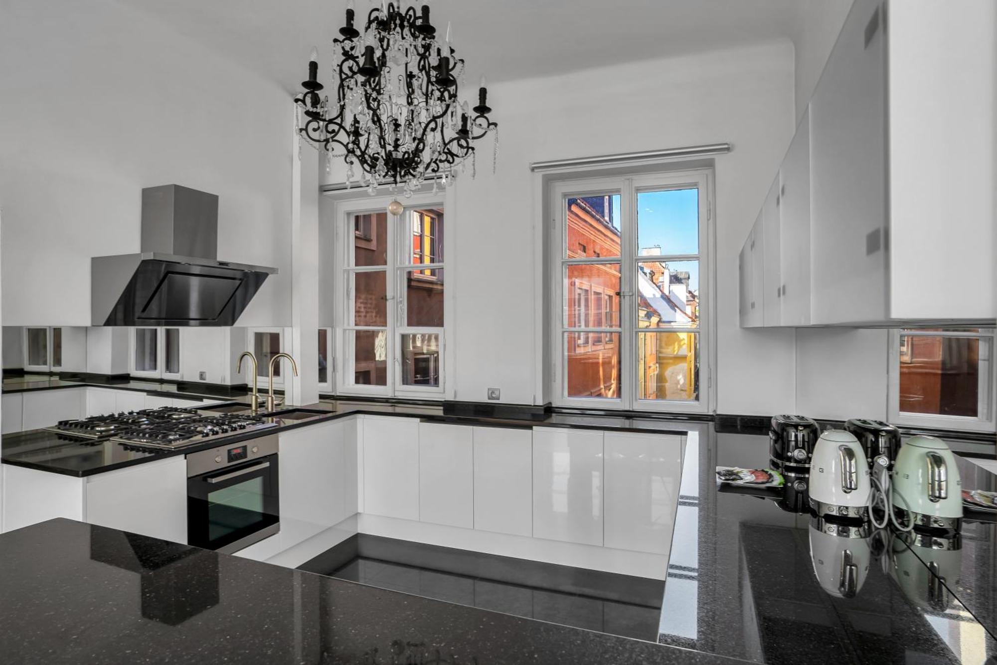 Warsaw Castle Apartments - Prime Location, Historic City Center, Castle View, Fast Internet - By Rentujemy Екстериор снимка